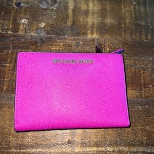 women’s kate spade wallet
